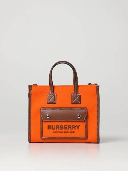 imitazioni burberry